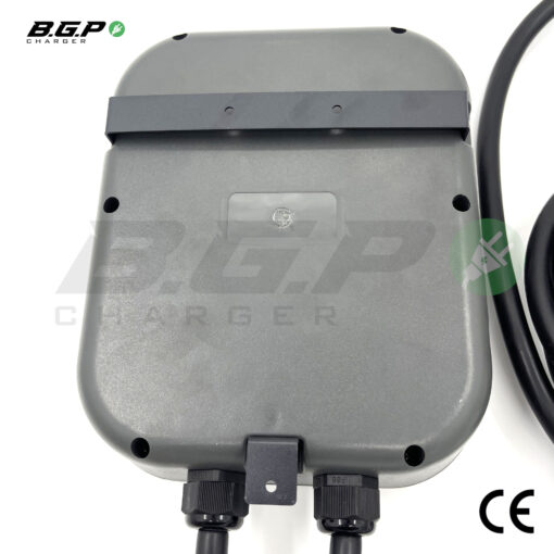 Alternative view of עמדת טעינה לרכב חשמלי 11KW סוג 8